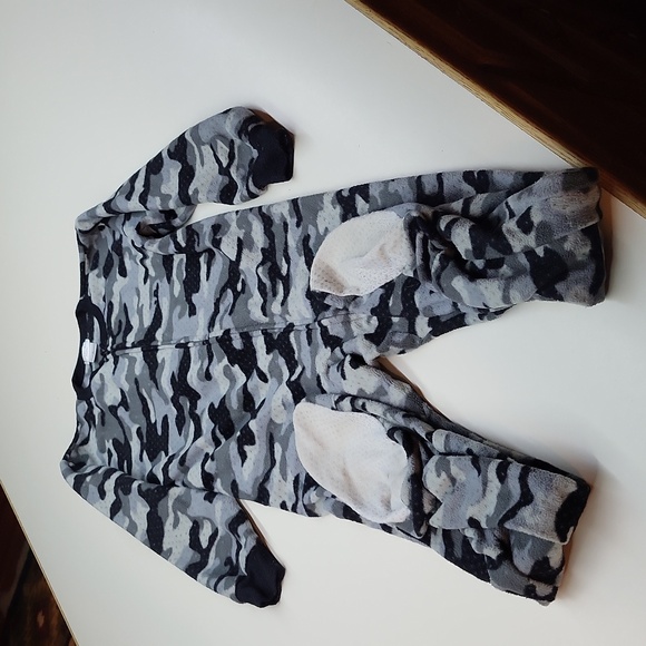 Cherokee Footed PJs - Picture 3 of 6